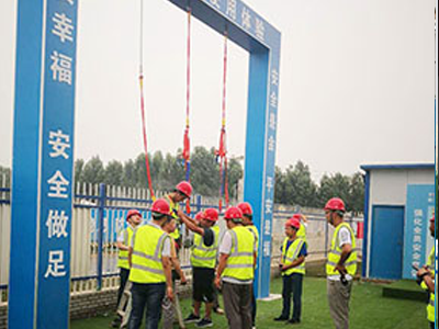 建筑安全體驗區(qū)更好地保證了工人的安全