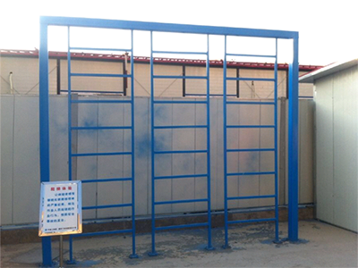 防護(hù)欄推倒體驗(yàn)